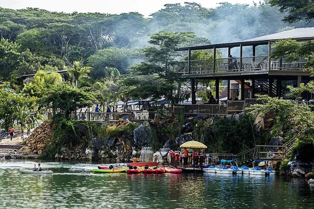 Tiffany's Canyon Lodge