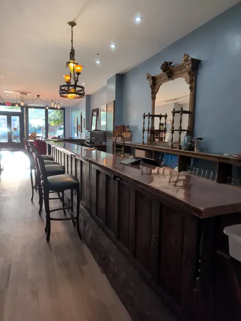 Burgundie's Wine Cafe