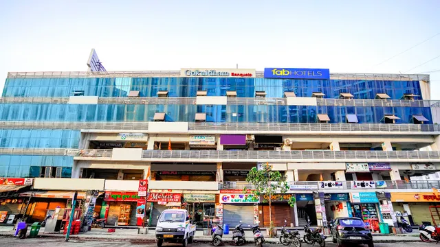 Hotel Gokuldham & Banquet