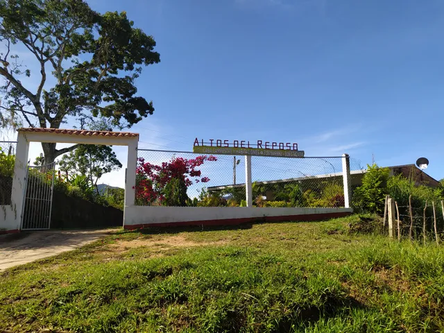 Altos Del Reposo Casa Campestre y Restaurante