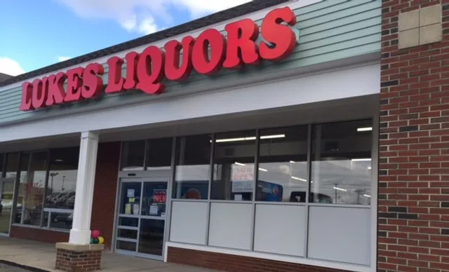 Lukes Liquors