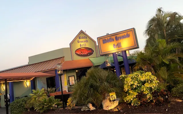 Middle Grounds Grill