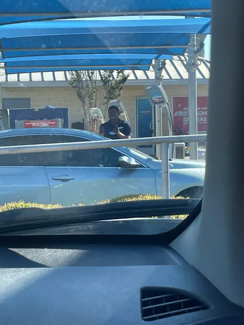 Super Star Car Wash - Express - Cockrell Hill Rd & Hwy 67