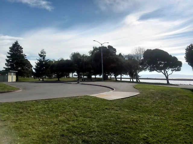 San Leandro Marina - to walk