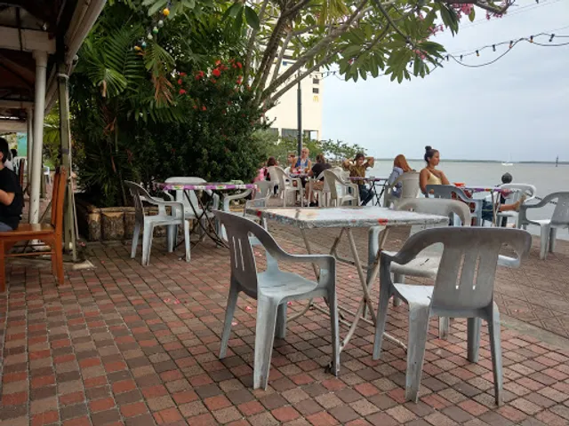 Harbour garden Café