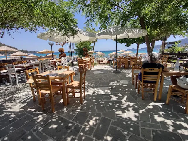 Gialos Coastal Cuisine Bar