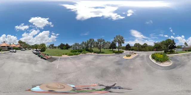 Harbour Village Bar & Grill