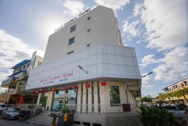 OYO 371 Grand Eastern Hotel