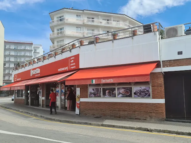 Ferretti Rosamar