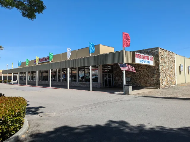 United Furniture Club