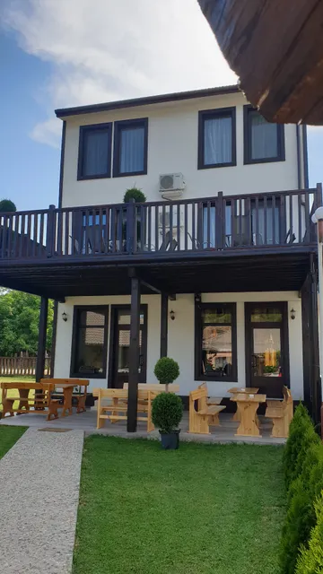 Бялата къща