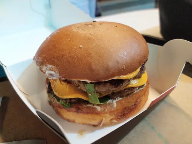 GOOD FLIPPIN' BURGERS