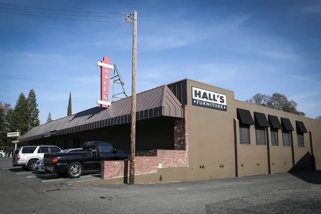 Hall's Furniture