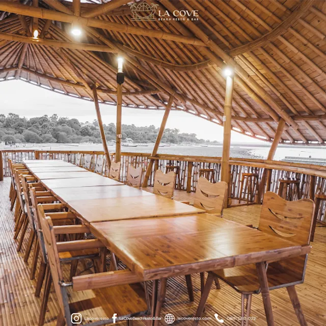 La Cove Beach Resto & Bar