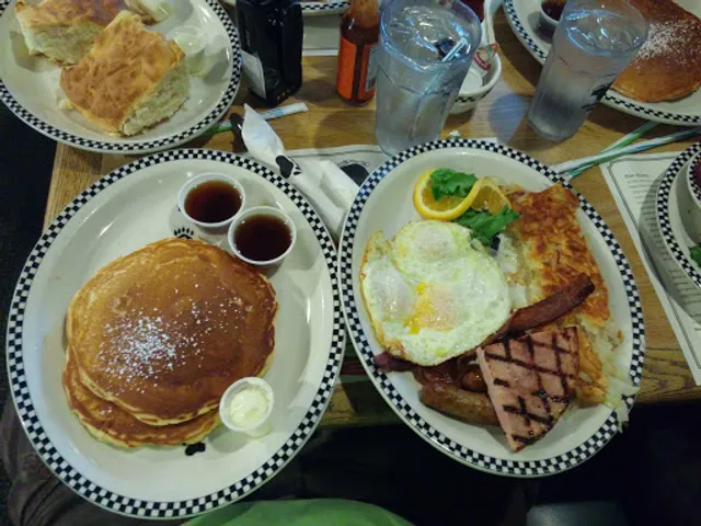 Black Bear Diner Rohnert Park