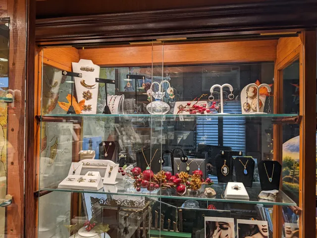 Serpentini Jewelry & Watch Services Etc.