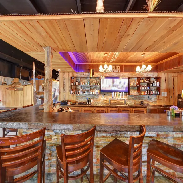 Cazadores Bar & Grill