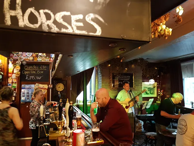 Waggon & Horses