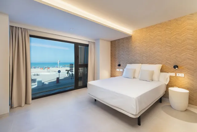 Apartamentos Playa Victoria