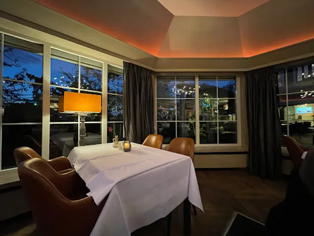 Van der Valk | The Falcon Restaurant