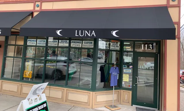 Luna Marketing Inc / Luna Team Shop