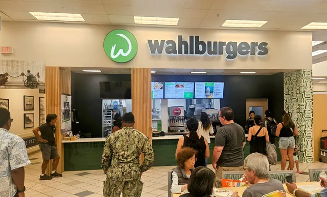 Wahlburgers