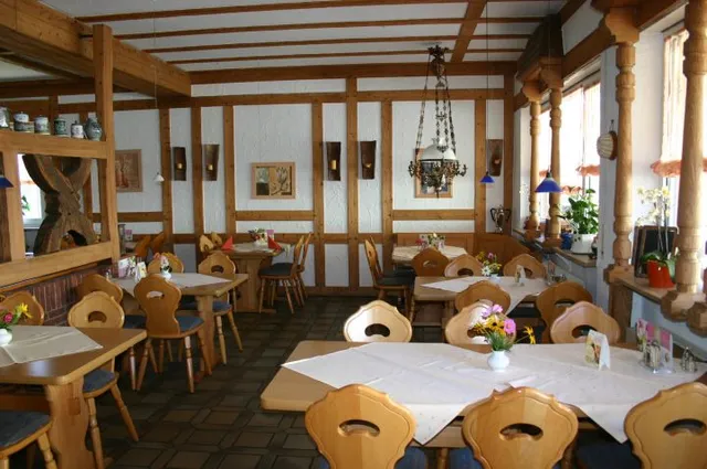 Gasthaus Mösle - Gästehaus Reute