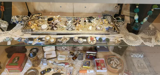 Rustic Cabin Antiques