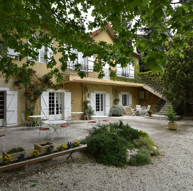 Logis Hôtel le Mas de Valiguière