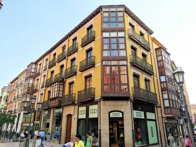 Casa Condal de Reyna