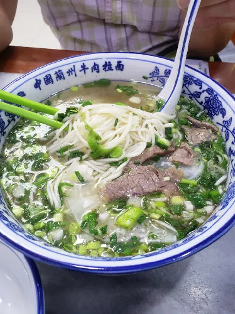 Lanzhou Beef Stretched Noodles