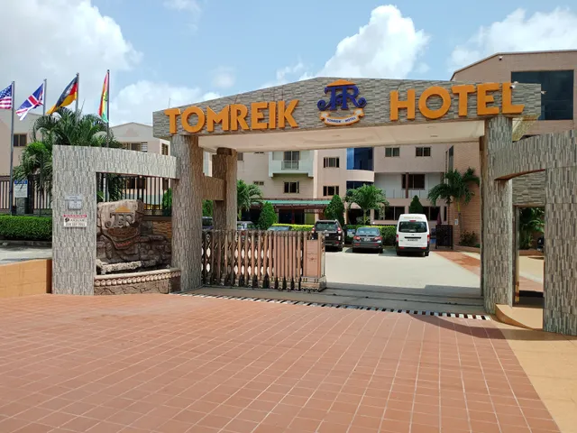 Tomreik Hotel