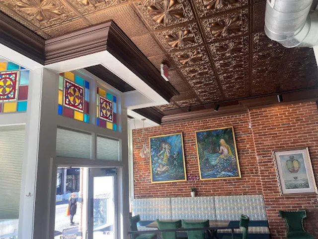 Tapestry Lounge & Cafe