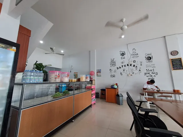 Dapur KR-Cafe and Resto