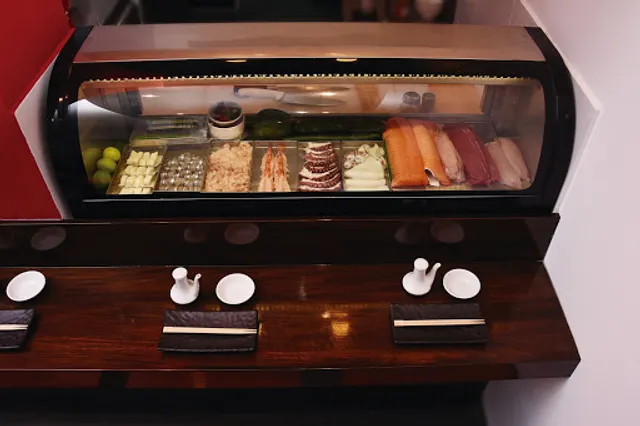 Senshi Sushi & Rolls