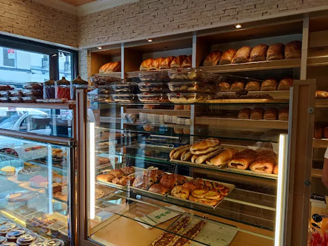 Sahin Bakkerij Warme Turks Bakkerij