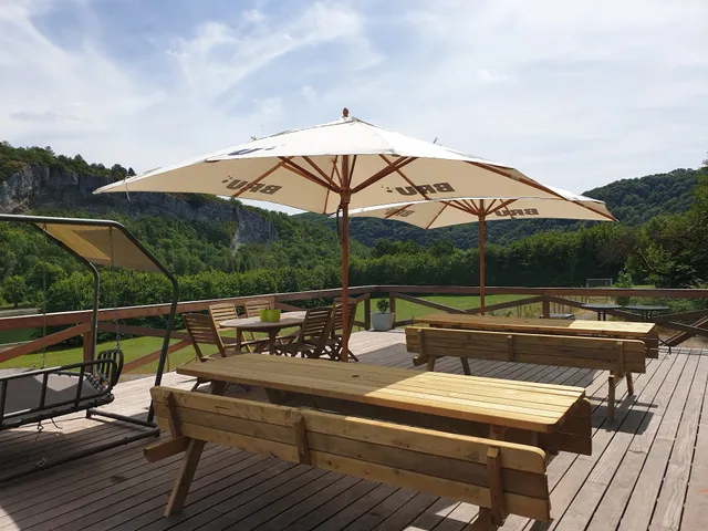 B&B Le Val des Cerfs - Het Hertendal / Chambres d'hôtes avec piscine / Bed & Breakfast met zwembad