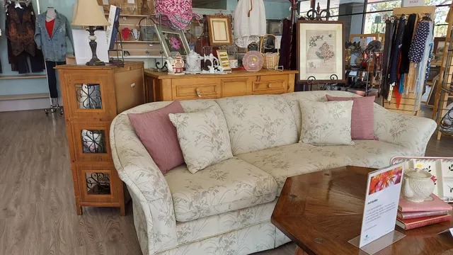 American Cancer Society Discovery Shop - Bakersfield, CA