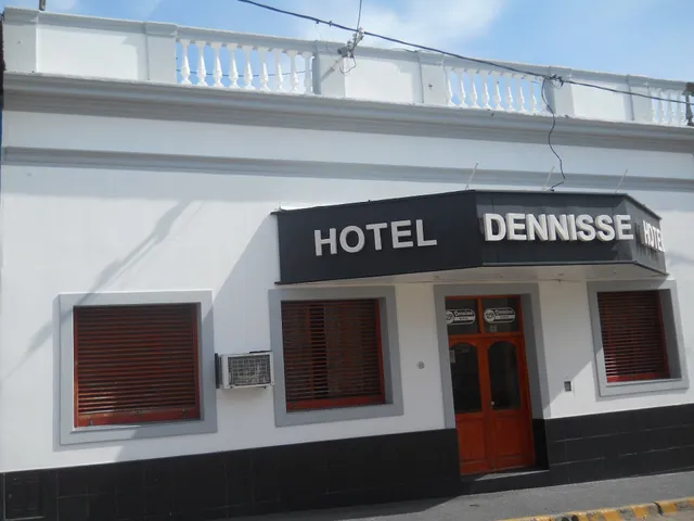 Dennisse Hotel