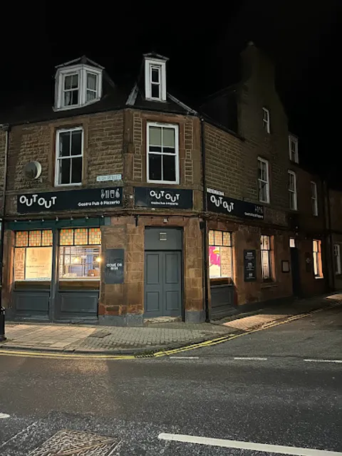 Out Out Gastro Pub & Pizzeria
