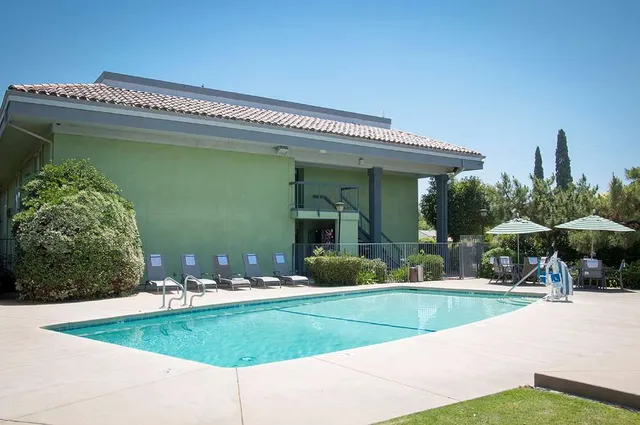 Best Western Village Inn