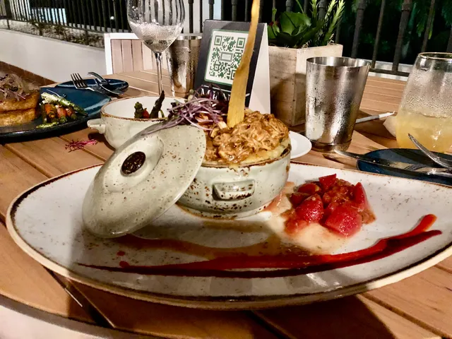 Iguanas Cocina Puertorriqueña