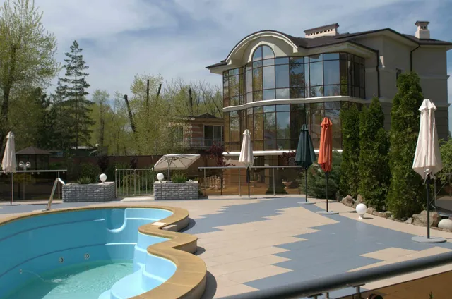 Ozdorovitel'nyy Kompleks Yolochka