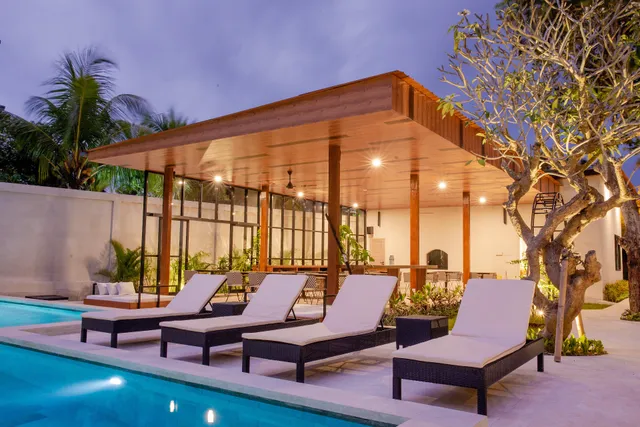 Ratan Uluwatu Hotel And Villas