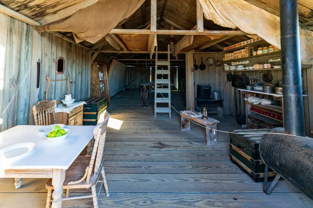 Wright Brothers Garage & Hangar Building Replicas