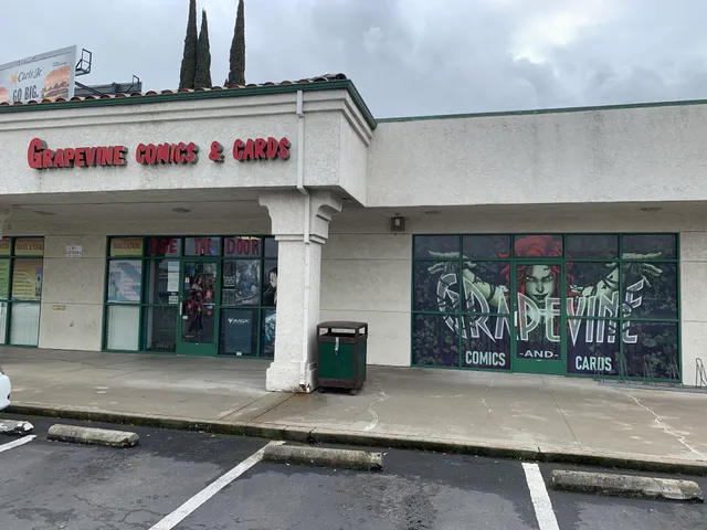 Grapevine Comics & Cards