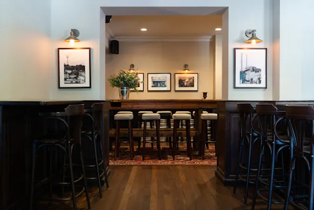 East Village Hotel Balmain