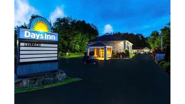 Days Inn by Wyndham Donegal