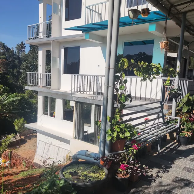 Rajamaly Tourist Home