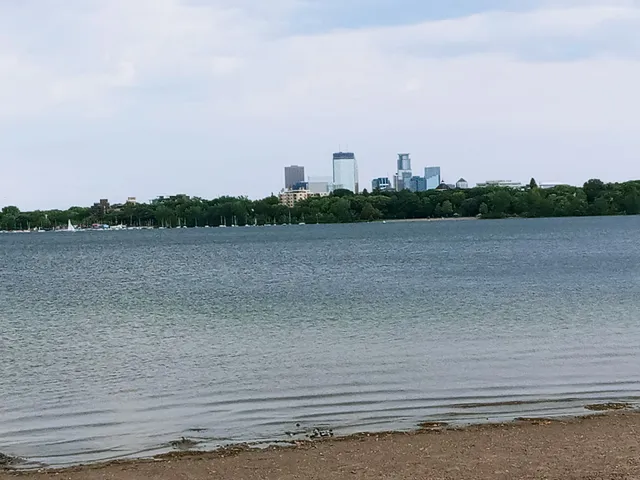 Bde Maka Ska South Shore Parking